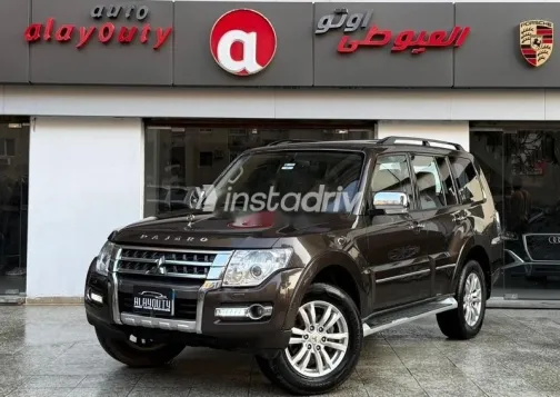 ميتسوبيشي باجيرو 2019 بني مستعملة للبيع - 2