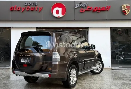 ميتسوبيشي باجيرو 2019 بني مستعملة للبيع - 5