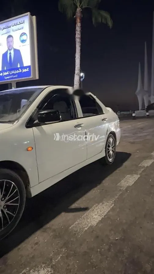 ميتسوبيشي لانسر بومة 2014 أبيض مستعملة للبيع - 3