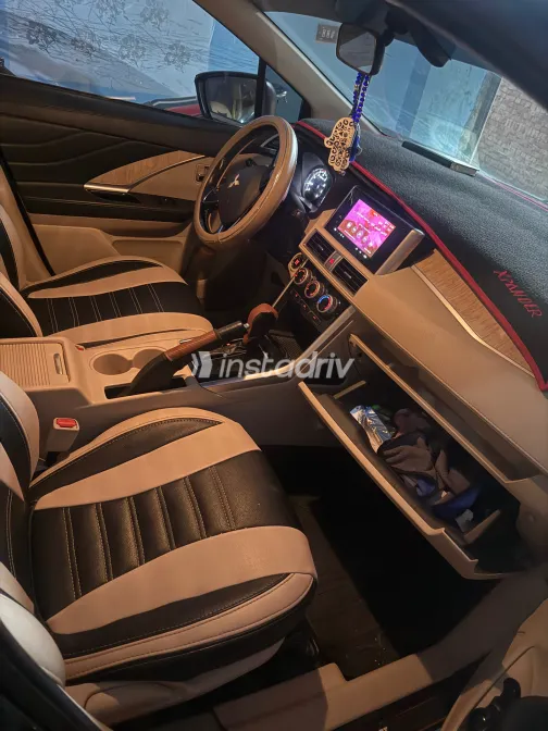 ميتسوبيشي اكسباندر 2022 أبيض مستعملة للبيع - 5