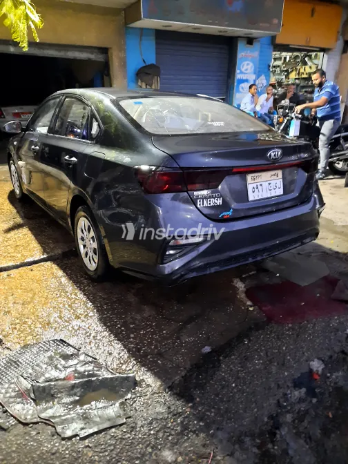 Kia K3 2019 White Used for Sale - 1