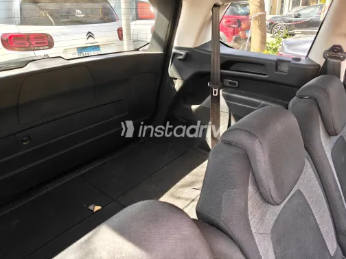 Citroën C4 Grand Picasso 2019 White Used for Sale - 1