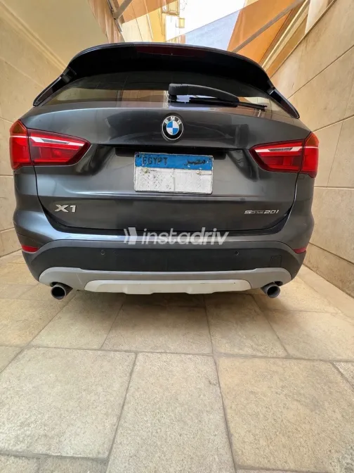 بي ام دبليو X1 2018 أبيض مستعملة للبيع - 1