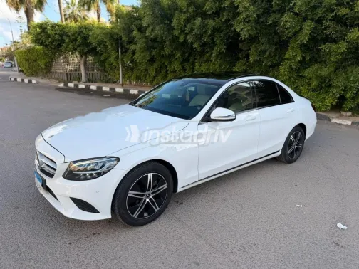 Mercedes C 180 2020 White Used for Sale - 8