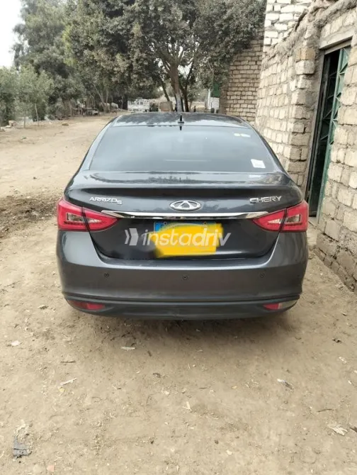 شيرى اريزو 5 2026 رمادي مستعملة للبيع - 1