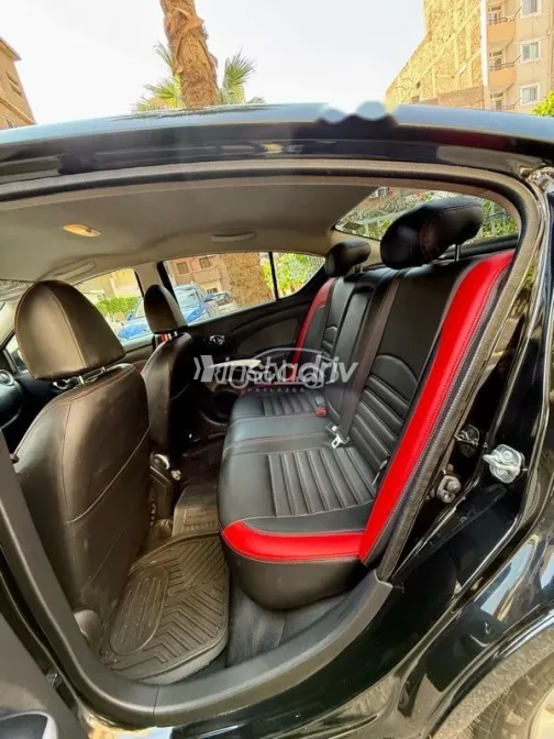 Nissan Sunny 2025 Black Used for Sale - 7