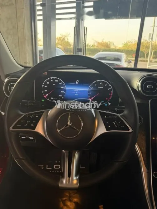 Mercedes C 180 2024 Red Used for Sale - 4