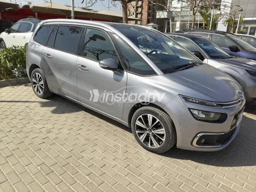 سيتروين جراند سى 4 سبايستورَر 2019 أبيض مستعملة للبيع - 7