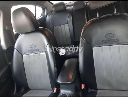 كيا K3 2016 رمادي غامق مستعملة للبيع - 2