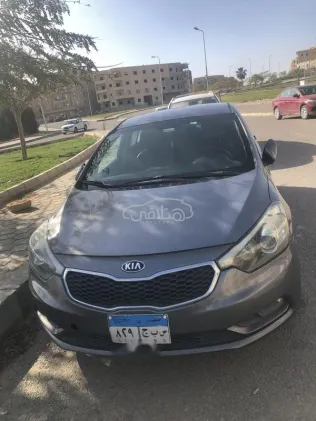 كيا K3 2016 رمادي غامق مستعملة للبيع