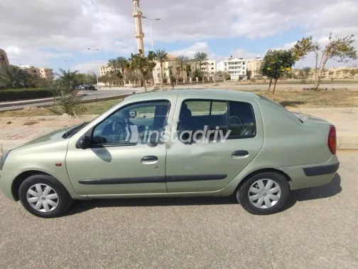 Renault Clio 2002 Gold Used for Sale - 4