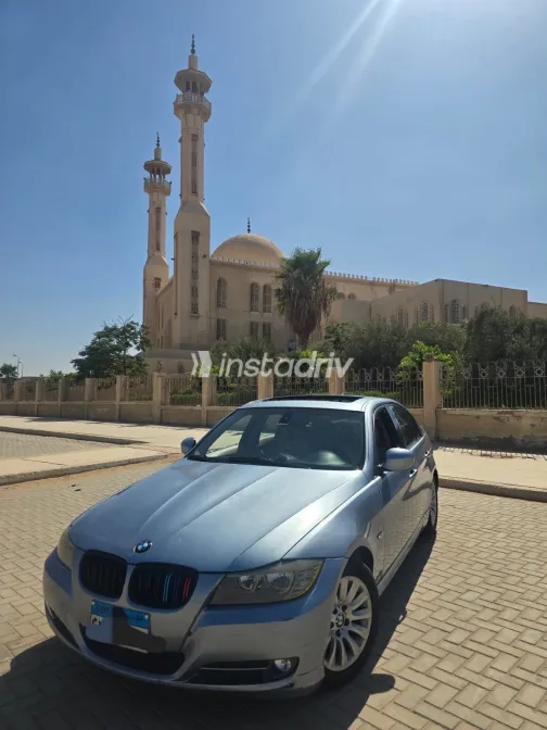 BMW 320 2009 White Used for Sale - 2