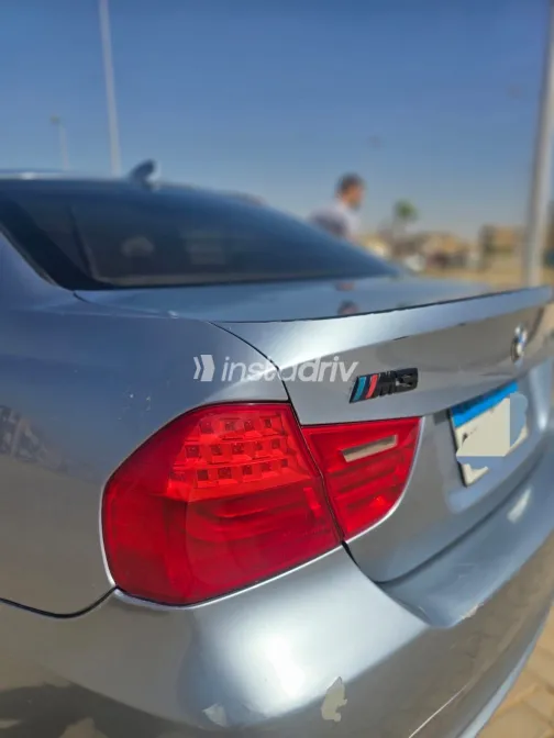 BMW 320 2009 White Used for Sale - 5