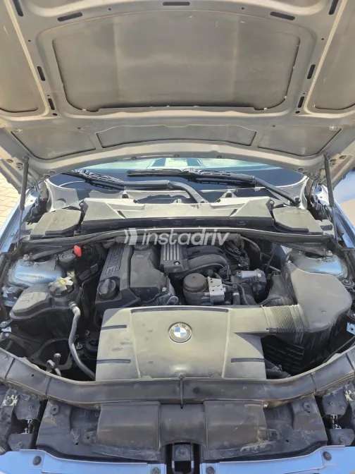 BMW 320 2009 White Used for Sale - 8