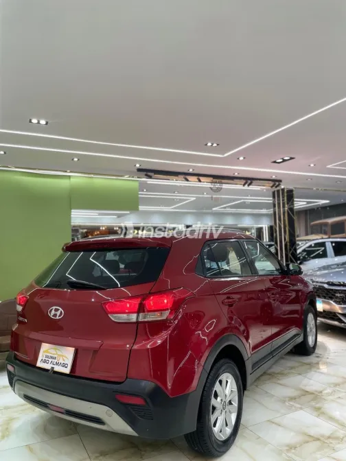 Hyundai Creta 2020 White Used for Sale - 3