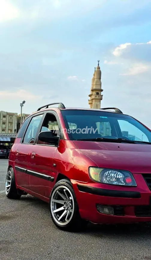 هيونداي ماتريكس 2005 أبيض مستعملة للبيع - 2