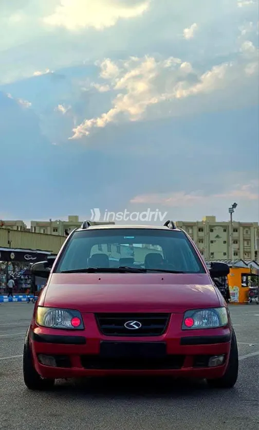 هيونداي ماتريكس 2005 أبيض مستعملة للبيع - 3