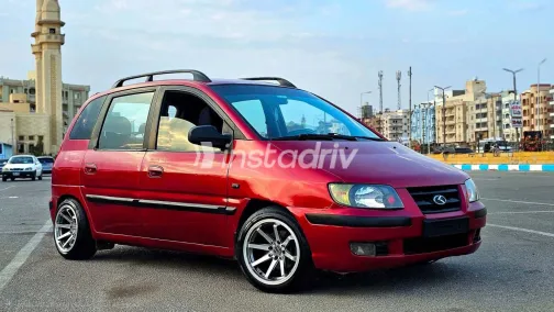 هيونداي ماتريكس 2005 أبيض مستعملة للبيع - 4