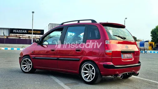 هيونداي ماتريكس 2005 أبيض مستعملة للبيع - 9