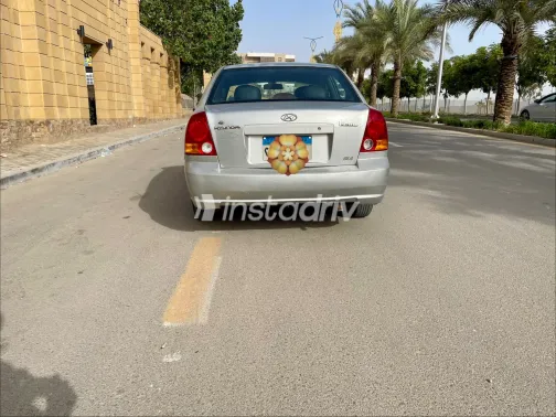 Hyundai Verna 2013 White Used for Sale - 9