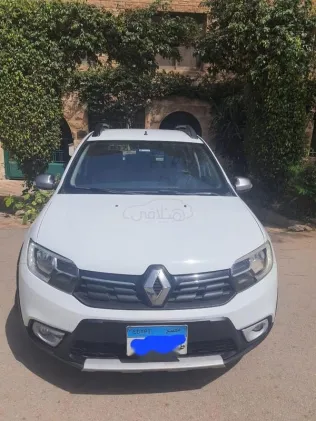 رينو سانديرو  ( ستيب  واى ) 2019 أبيض مستعملة للبيع