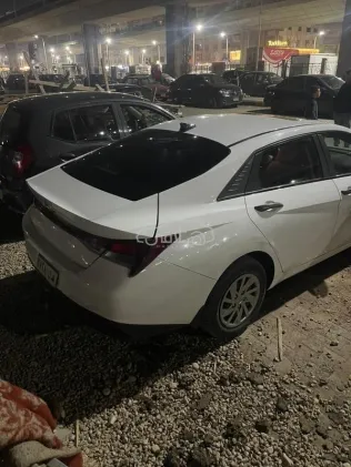 هيونداي إلنترا سى ان 7 2022 أبيض مستعملة للبيع