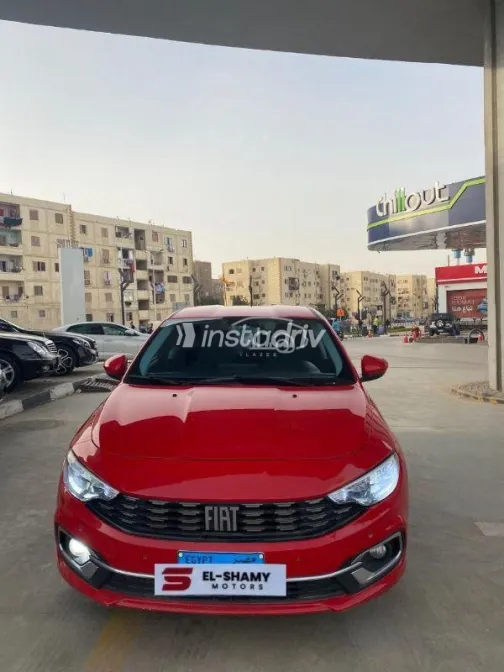 Fiat Tipo 2022 Red Used for Sale - 1