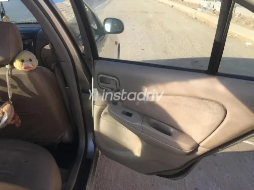 Nissan Sunny 2007 Gold Used for Sale - 7