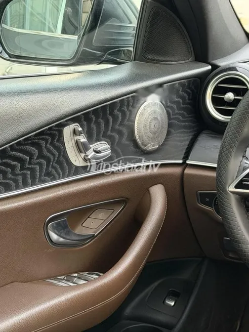 مرسيدس E 200 2021 رمادي مستعملة للبيع - 9