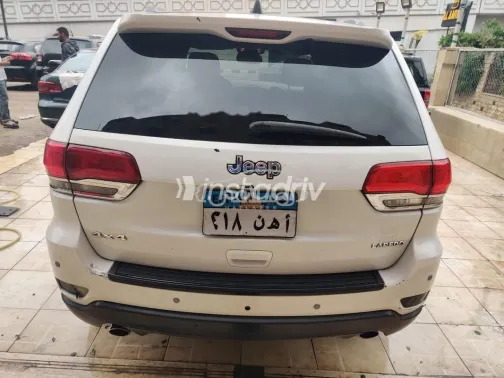 جيب جراند شيروكي 2014 أبيض مستعملة للبيع - 5