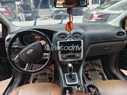 Ford Focus 2010 Black Used for Sale - 1