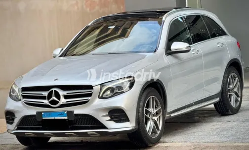 مرسيدس GLC 250 2019 أبيض مستعملة للبيع - 1