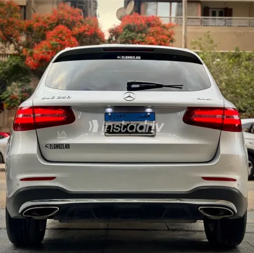 مرسيدس GLC 250 2019 أبيض مستعملة للبيع - 4