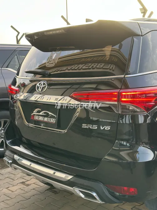 تويوتا فورتشنر 2021 أبيض مستعملة للبيع - 5