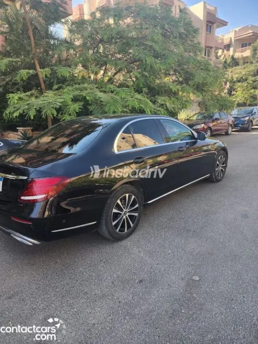 Mercedes E 200 2020 White Used for Sale - 7