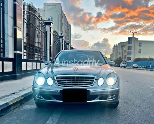 مرسيدس E 200 2005 أبيض مستعملة للبيع - 4