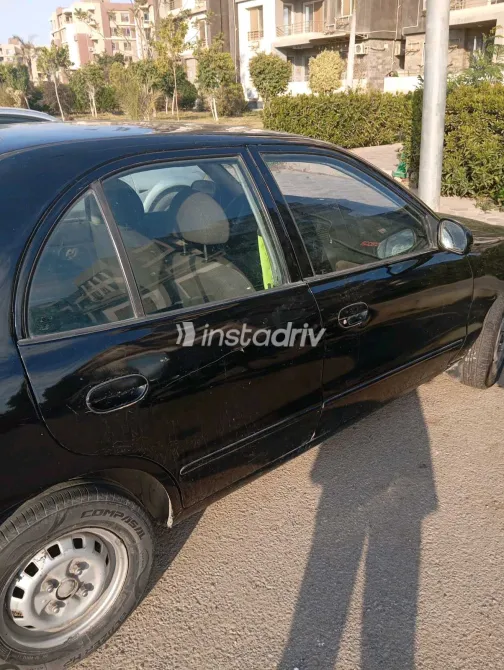 هيونداي اكسنت 2006 أبيض مستعملة للبيع - 7