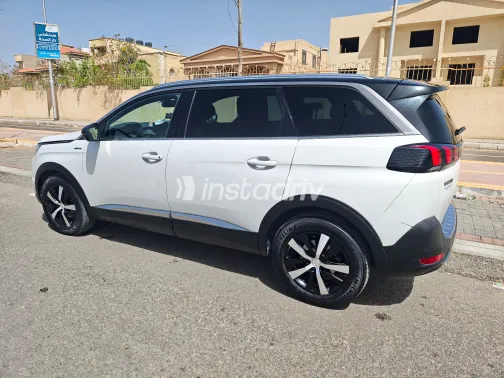 بيجو 5008 2019 أبيض مستعملة للبيع - 1