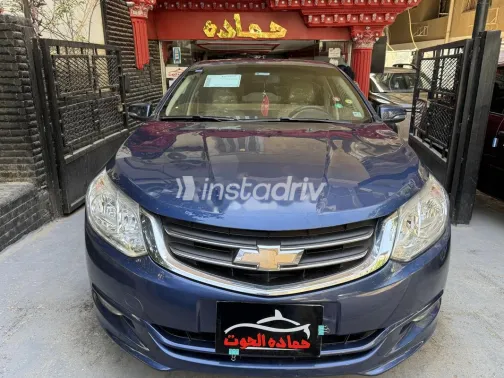 شيفروليه أوبترا 2019 أزرق غامق مستعملة للبيع - 1