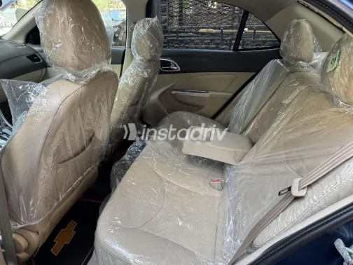 شيفروليه أوبترا 2019 أزرق غامق مستعملة للبيع - 3