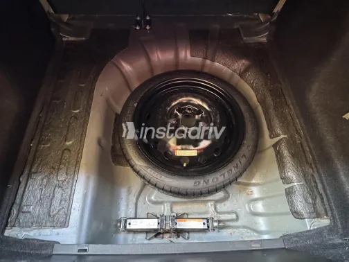 شيفروليه أوبترا 2019 أزرق غامق مستعملة للبيع - 4