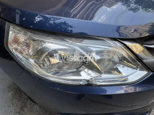 شيفروليه أوبترا 2019 أزرق غامق مستعملة للبيع - 5