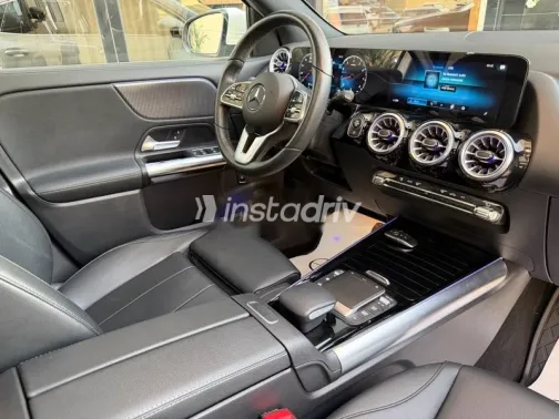 مرسيدس GLA 200 2022 أبيض مستعملة للبيع - 4