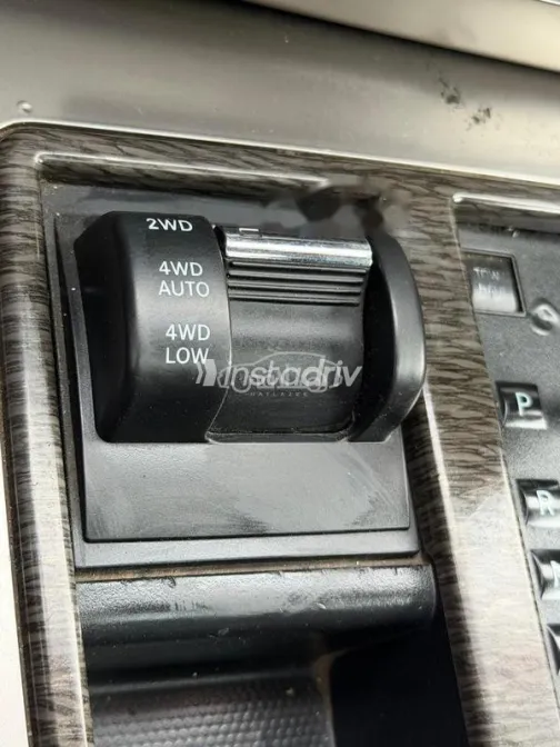 Jeep Cherokee 2011 Silver Used for Sale - 8