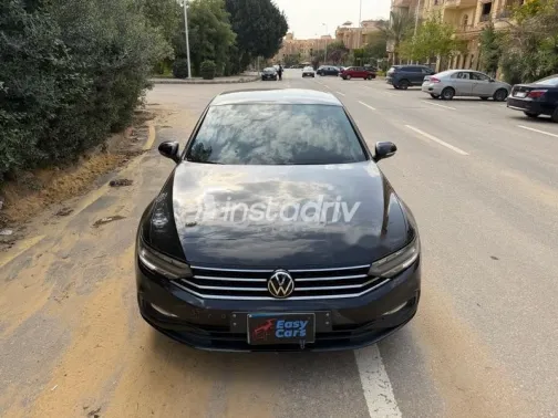 Volkswagen Passat 2021 Black Used for Sale - 3