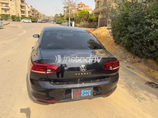 Volkswagen Passat 2021 Black Used for Sale - 5