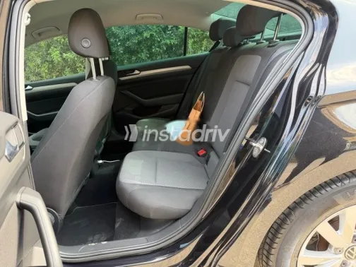 Volkswagen Passat 2021 Black Used for Sale - 9