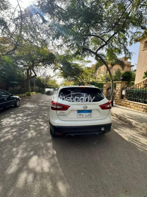 Nissan Qashqai 2016 White Used for Sale - 5