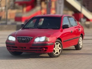 Hyundai Elantra 2004 Red Used for Sale