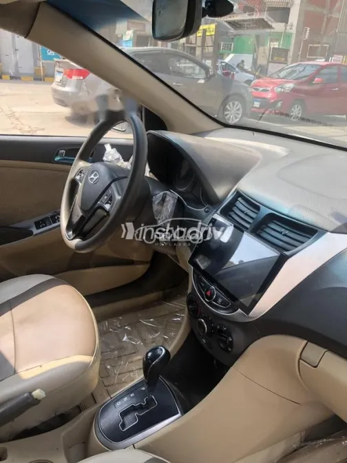 Hyundai Accent RB 2015 White Used for Sale - 7